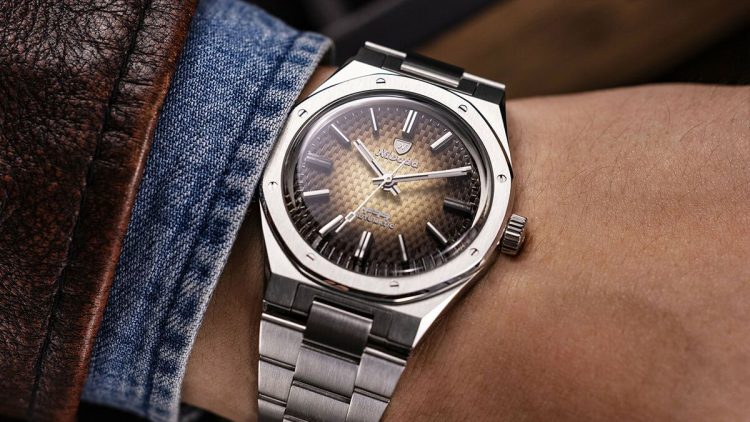 ヴィンテージの顔に、現代の中身