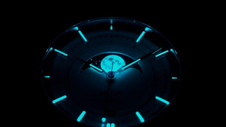 スーパールミノバ 夜光ダイヤル 腕時計 発光